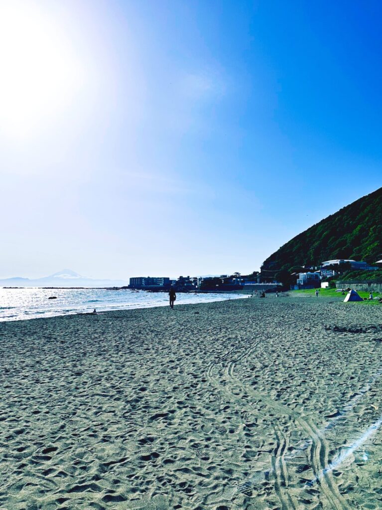 一色海岸富士山